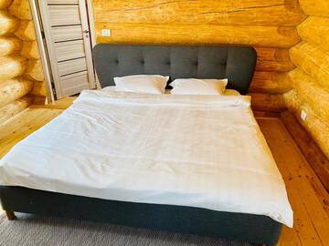 Фото номера Шале Шале CABANA CEITREI - MOUNTAIN VIEW GIUMALAU г. Cozăneşti 38