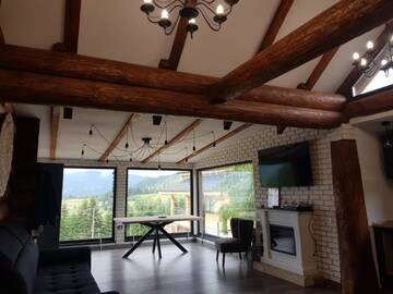 Фото номера Шале с двумя спальнями Шале CABANA CEITREI - MOUNTAIN VIEW GIUMALAU г. Cozăneşti 11