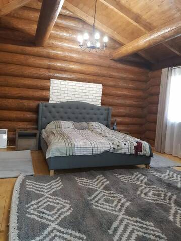 Фото номера Шале с двумя спальнями Шале CABANA CEITREI - MOUNTAIN VIEW GIUMALAU г. Cozăneşti 14